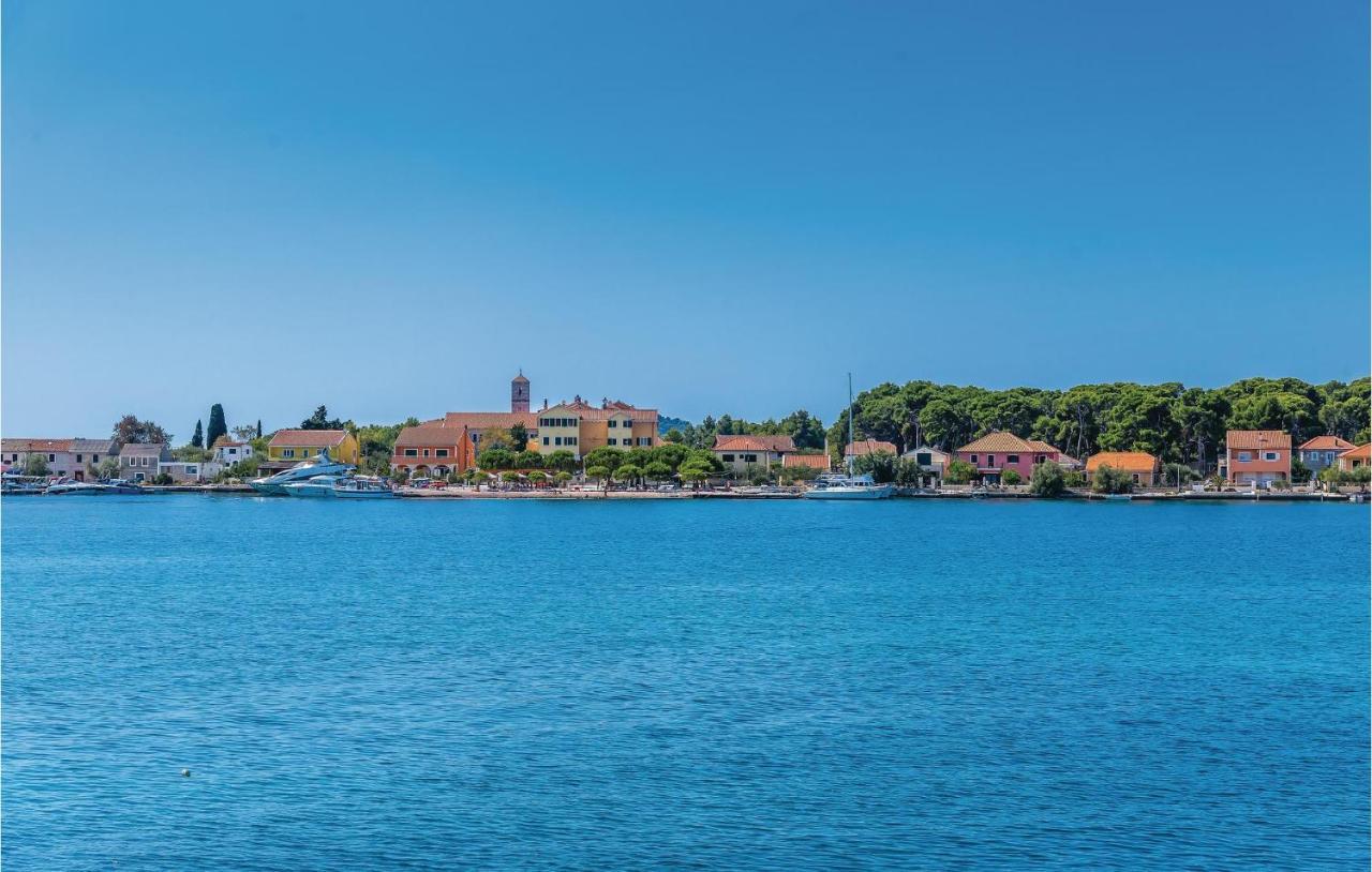 Lovely Home In Sibenik-Brodarica With Kitchen Donje Polje Luaran gambar